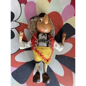 Italian Modernist Artist Egidio Casagrande Wood Figurine Circa 1960-70's 8" Tall